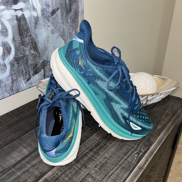 Hoka Clifton 9 running shoes Mens SZ 12.5 D